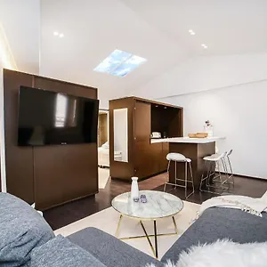 appartement-place-des-lices-avec-parking.fr-provencehotel.com/